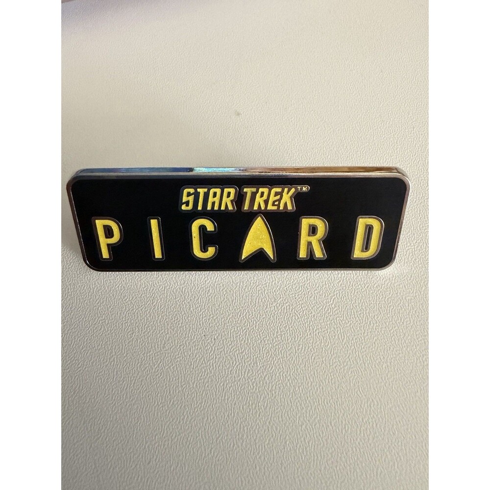 Star Trek Picard Title Logo Embossed Enamel Lapel Pin Badge New Sci-Fi Collectib